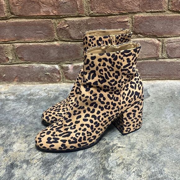BAR III Gatlin Brown Leopard Print Block Heel Booties Size 8 - Picture 2 of 9